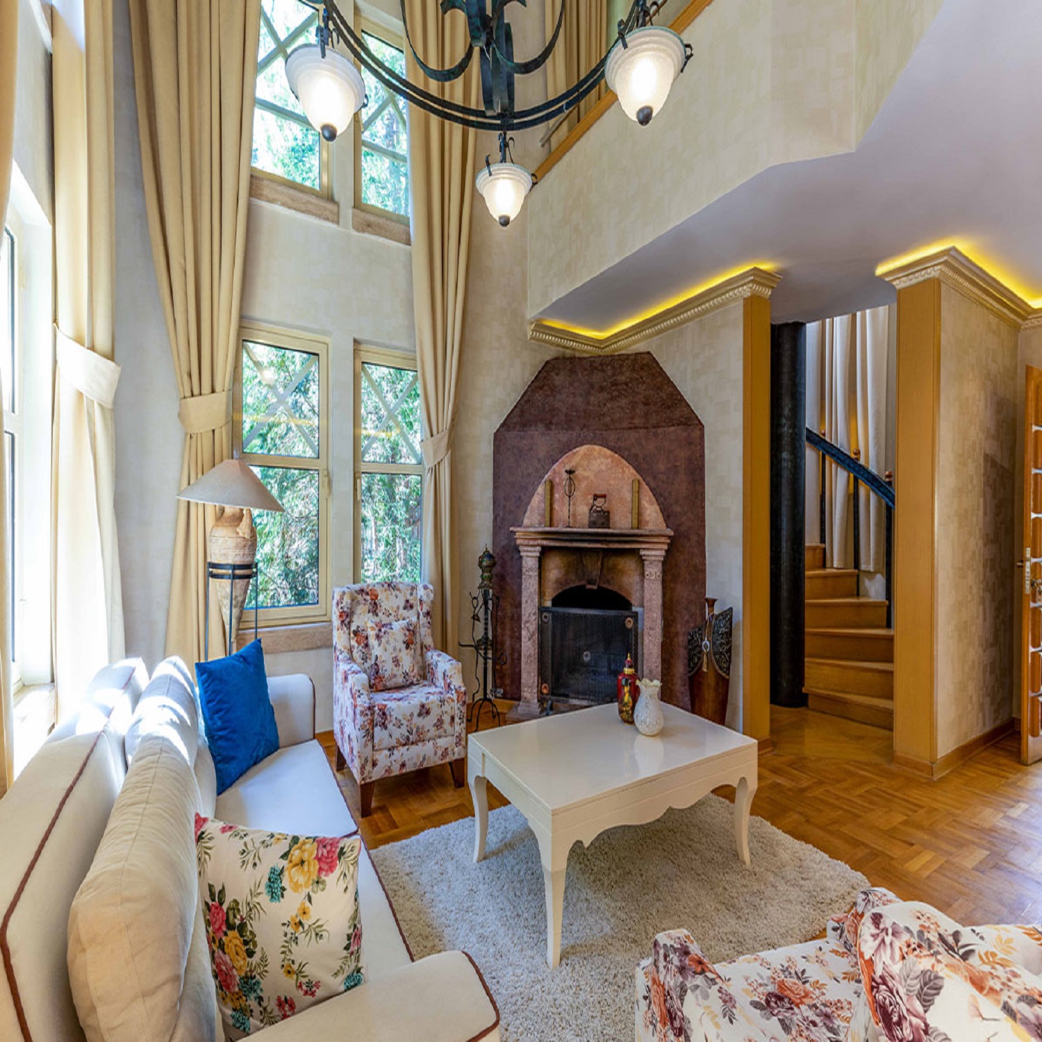 Deluxe Villa